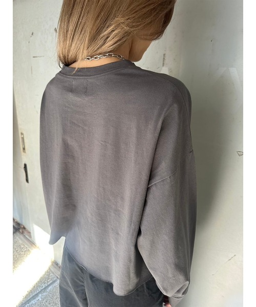 EGOIST（エゴイスト）の「オーバーサイズクロップドロンT（Tシャツ/カットソー・レディース・ベージュ/ダークグレー/ピンク/アイボリー・FREE）」の10枚目の写真