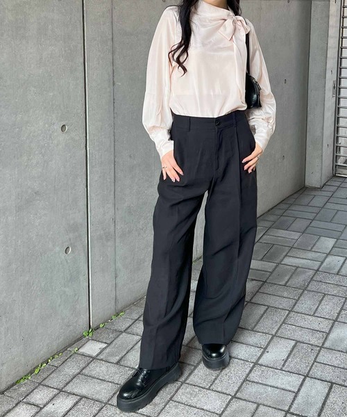 frunco(フランコ)の「サテンサイドボウタイブラウス(シャツ/ブラウス・レディース・ピンク/ホワイト・FREE)」の21枚目の写真