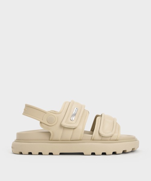 CHARLES & KEITH(チャールズ & キース)の「Romilly ロミリ パッフィーサンダル(サンダル・レディース・ブラック/ライトベージュ・24.5cm/23.5cm/23cm/22.5cm/25cm/25.5cm)」の11枚目の写真