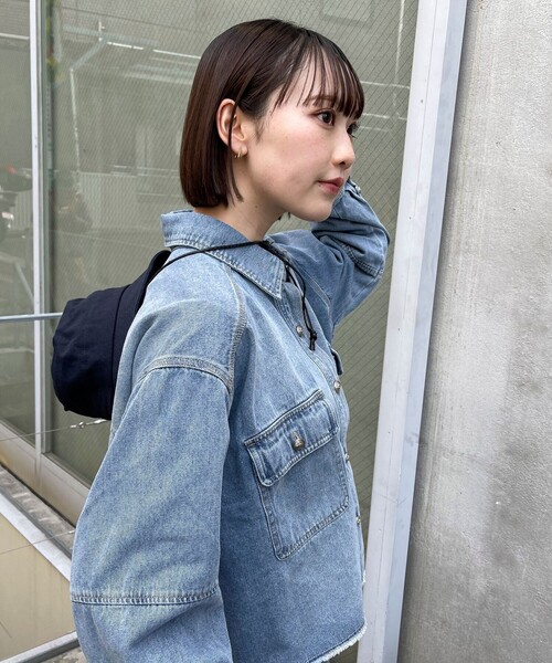 fredy emue（フレディエミュ）の「UV着脱ひも付きハット（ハット・レディース・ベージュ/ダークネイビー・FREE）」の5枚目の写真