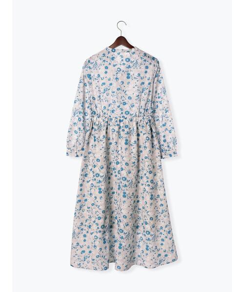 Te chichi TERRASSE（テチチテラス）の「スパンローンギャザーワンピース（ワンピース・レディース・ベージュ/オフホワイト/チャコールグレー/グリーン・F）」の16枚目の写真