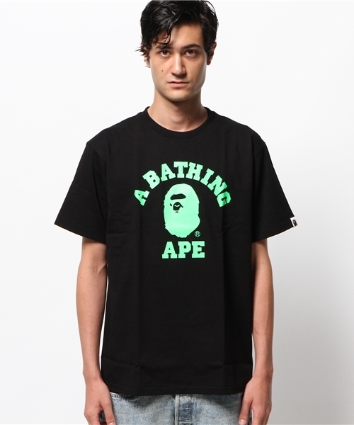 A BATHING APE（アベイシングエイプ）の「NEON COLLEGE TEE（Tシャツ/カットソー・メンズ・ホワイト系その他/ブラック系その他/ホワイト×グリーン/ブラック×グリーン/ブラック×ブルー/ホワイト×ブルー・X-LARGE/MEDIUM/LARGE/SMALL/XX-LARGE）」の7枚目の写真