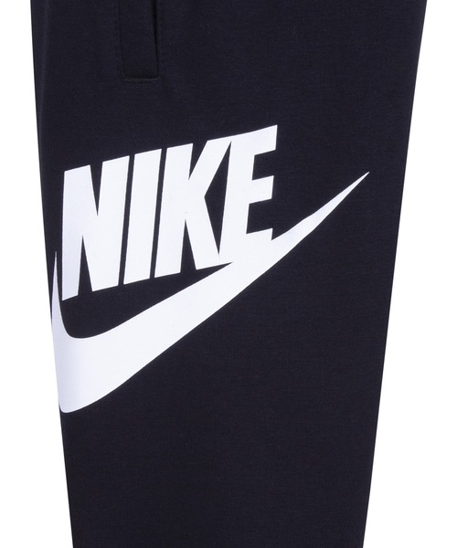 NIKE(ナイキ)の「【NIKE】NKN N NSW CLUB FT HBR JOGGER / ナイキ 左サイドロゴ ジョガーパンツ キッズ用(スウェットパンツ・キッズ・ブラック/グレー・110cm/105cm/120cm/115cm)」の9枚目の写真