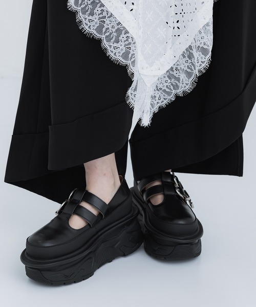 未使用級　トーガプルラ　メリージェーン　定価64,900円　2023 黒　38 w300_Pss.jpg