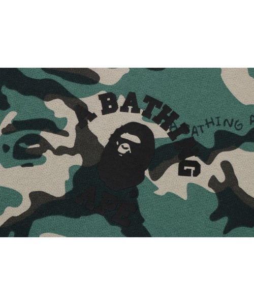 A BATHING APE（アベイシングエイプ）の「WOODLAND CAMO LOOSE FIT CREWNECK M（スウェット・メンズ・オリーブ・MEDIUM/LARGE/X-LARGE/SMALL）」の2枚目の写真