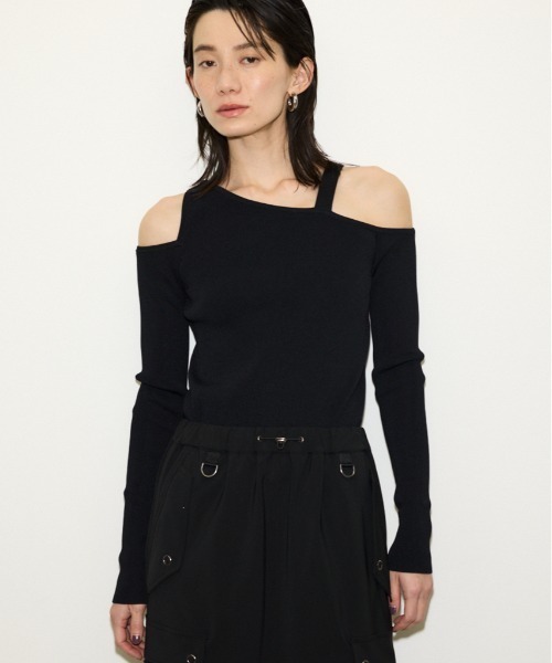 THROW by SLY(スローバイスライ)の「THROW FREE SEDUCTION HG TOPS フリー セダクション ハイゲージ トップス(ニット/セーター・レディース・ベージュ/ブラック・FREE)」の2枚目の写真