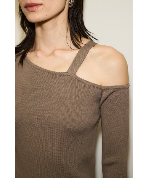THROW by SLY(スローバイスライ)の「THROW FREE SEDUCTION HG TOPS フリー セダクション ハイゲージ トップス(ニット/セーター・レディース・ベージュ/ブラック・FREE)」の7枚目の写真
