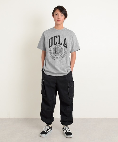 UCLA（ユーシーエルエー）の「【大人向けサイズあり】【UCLA】コットン・半袖カレッジプリントTシャツ（Tシャツ/カットソー・キッズ・ライトブルー/グレー/ホワイト・140cm/150cm/160cm/170cm）」の7枚目の写真