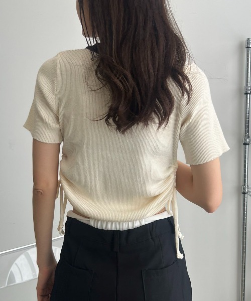 MOCOA'S(モコアズ)の「サイドドロストシャーリングトップス(Tシャツ/カットソー・レディース・ブラック/ブラック×ホワイト・FREE)」の19枚目の写真