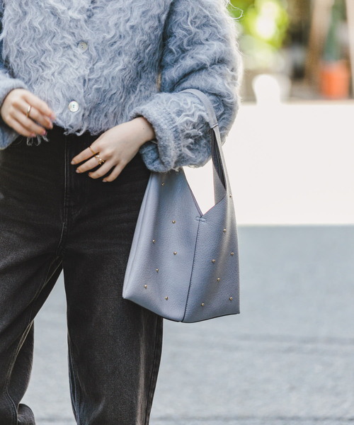 RODE SKO(ロデスコ)の「スタッズサンカクトートバッグ(トートバッグ・レディース・ブラック/ベージュ/ホワイト系その他/グレー・ONE)」の9枚目の写真