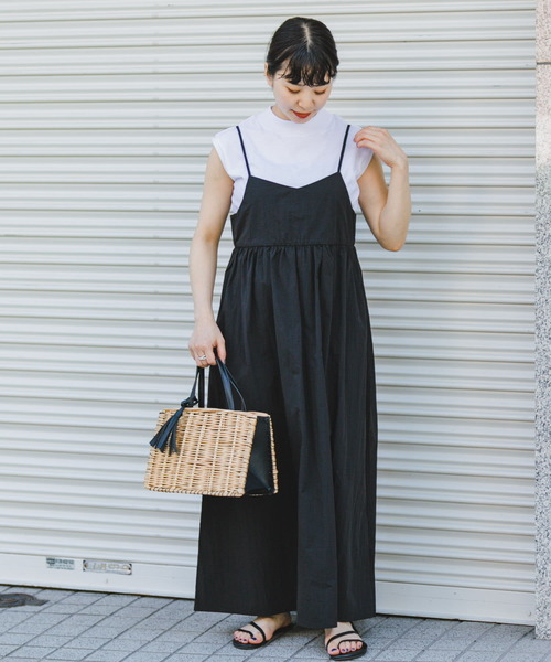 ITEMS URBANRESEARCH（アイテムズ アーバンリサーチ）の「フレンチTシャツ×キャミワンピースセット（ワンピース・レディース・モカ/ブラック・FREE）」の15枚目の写真
