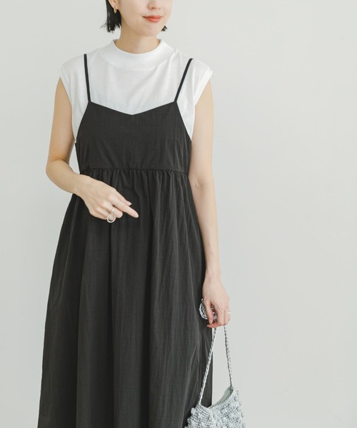 ITEMS URBANRESEARCH（アイテムズ アーバンリサーチ）の「フレンチTシャツ×キャミワンピースセット（ワンピース・レディース・モカ/ブラック・FREE）」の6枚目の写真