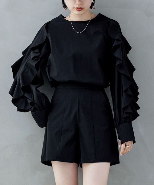 メゾンドドルチェ　フリルラッシュガード maison de Dolce.メゾンドドルチェ フリルショートラッシュ