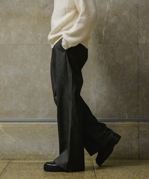 CASPER JOHN（キャスパージョン）の「Chemical PU flare pants/ケミカルPUフレアパンツ（その他パンツ・メンズ・ブラック/グレー/ブラウン・X-SMALL/SMALL/MEDIUM/LARGE）」の7枚目の写真