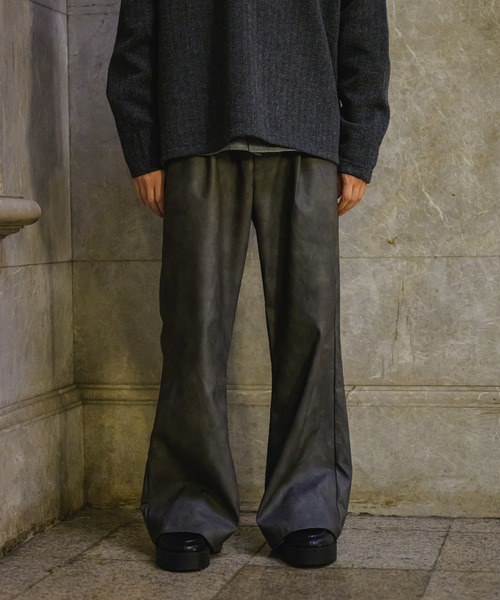 CASPER JOHN（キャスパージョン）の「Chemical PU flare pants/ケミカルPUフレアパンツ（その他パンツ・メンズ・ブラック/グレー/ブラウン・X-SMALL/SMALL/MEDIUM/LARGE）」の15枚目の写真