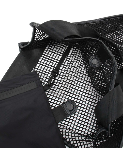 Speedo(スピード)の「【Water Side】【Speedo(スピード)】Voyage Mesh Tote/メッシュトート(トートバッグ・レディース・ブラック・FREE)」の12枚目の写真