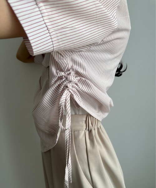 Amiur(エミレ)の「drawstring stripe shirt / ドローストリングストライプシャツ(シャツ/ブラウス・レディース・ピンク/ライム/ブルー・FREE)」の4枚目の写真