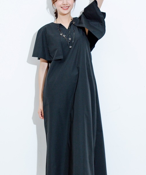 Jayro(ジャイロ)の「ケープワンピース(ワンピース・レディース・ネイビー/ピンク/ブルー/ブラック・M)」の2枚目の写真
