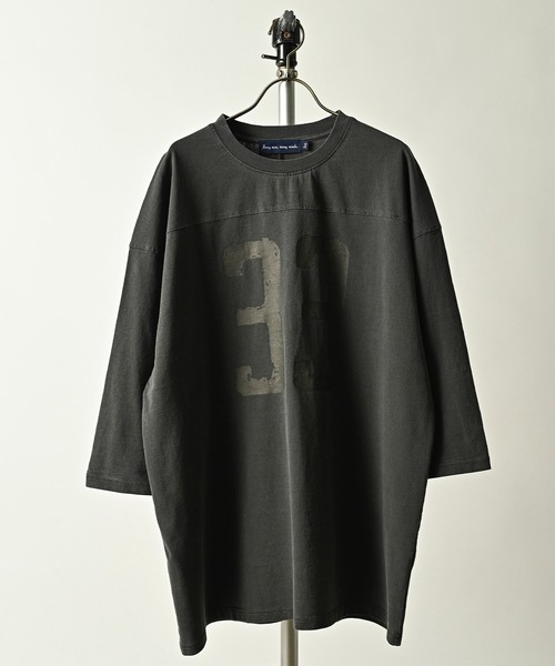 many men many mind（メニーメンメニーマインド）の「many men many mind /ピグメント ナンバリングプリント5分袖TEE（Tシャツ/カットソー・メンズ・ベージュ/ブルー/ブラック・LARGE/MEDIUM）」の2枚目の写真