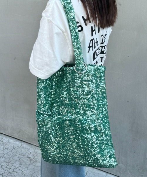 CIAOPANIC TYPY（チャオパニックティピー）の「新色登場！！≪よもセレクト！≫【A4サイズ対応】カラビナ付きスパンコールトートバッグ（トートバッグ・レディース・ホワイト/ブラック/ミント/シルバー/グレー/ブラウン・ONE SIZE）」の8枚目の写真