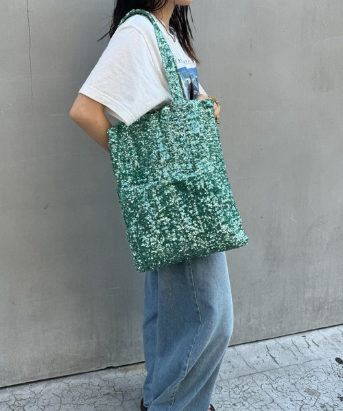 CIAOPANIC TYPY（チャオパニックティピー）の「新色登場！！≪よもセレクト！≫【A4サイズ対応】カラビナ付きスパンコールトートバッグ（トートバッグ・レディース・ホワイト/ブラック/ミント/シルバー/グレー/ブラウン・ONE SIZE）」の9枚目の写真