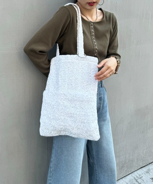 CIAOPANIC TYPY（チャオパニックティピー）の「新色登場！！≪よもセレクト！≫【A4サイズ対応】カラビナ付きスパンコールトートバッグ（トートバッグ・レディース・ホワイト/ブラック/ミント/シルバー/グレー/ブラウン・ONE SIZE）」の17枚目の写真