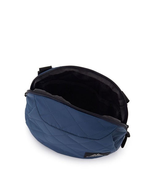 GREGORY(グレゴリー)の「トースティーショルダー TOASTY SHOULDER ネイビー/キルティッド(ショルダーバッグ・メンズ・ネイビー・ONE SIZE)」の5枚目の写真