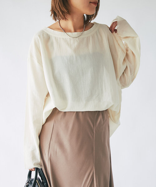 un dix cors（アンディコール）の「《コーデの幅を広げる》ルーズネックシアープルオーバー（シャツ/ブラウス・レディース・チャコールグレー/カーキ/アイボリー・FREE）」の4枚目の写真