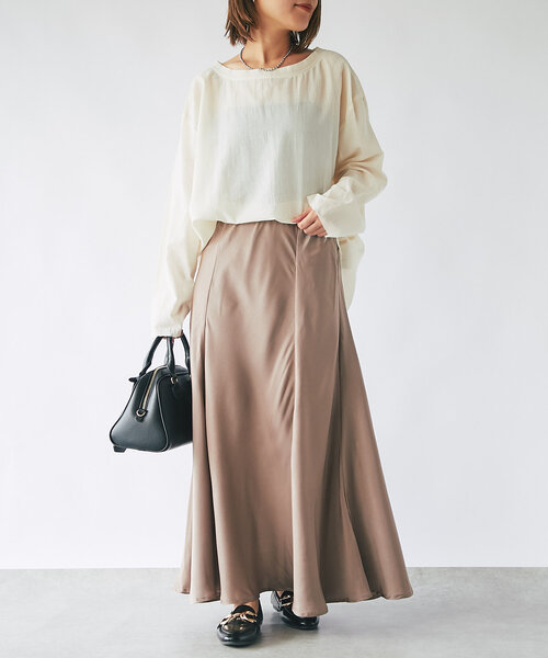 un dix cors（アンディコール）の「《コーデの幅を広げる》ルーズネックシアープルオーバー（シャツ/ブラウス・レディース・チャコールグレー/カーキ/アイボリー・FREE）」の9枚目の写真