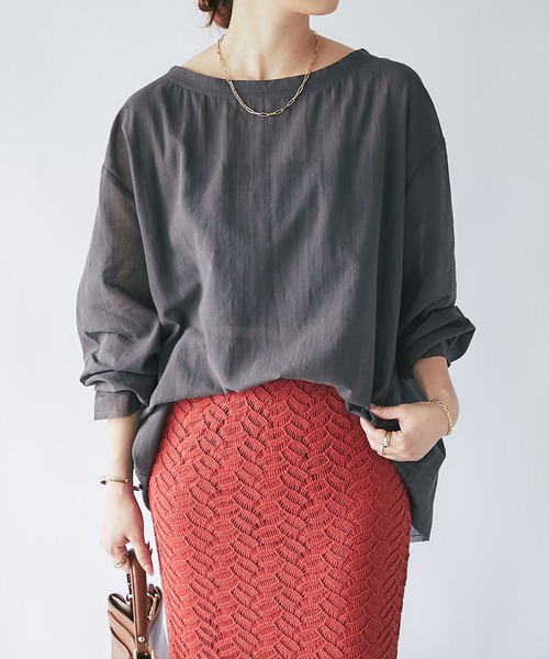 un dix cors（アンディコール）の「《コーデの幅を広げる》ルーズネックシアープルオーバー（シャツ/ブラウス・レディース・チャコールグレー/カーキ/アイボリー・FREE）」の3枚目の写真