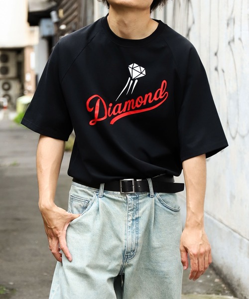 ZIP FIVE(ジップファイブ)の「【ZIP FIVE】【DIAMOND】 チームロゴ風 ビッグシルエット ラグラン 半袖プリント Tシャツ(Tシャツ/カットソー・メンズ・ホワイト/オートミール/ブラック/ホワイト×ブラック/ブルー/アイボリー系・MEDIUM/LARGE/X-LARGE)」の15枚目の写真