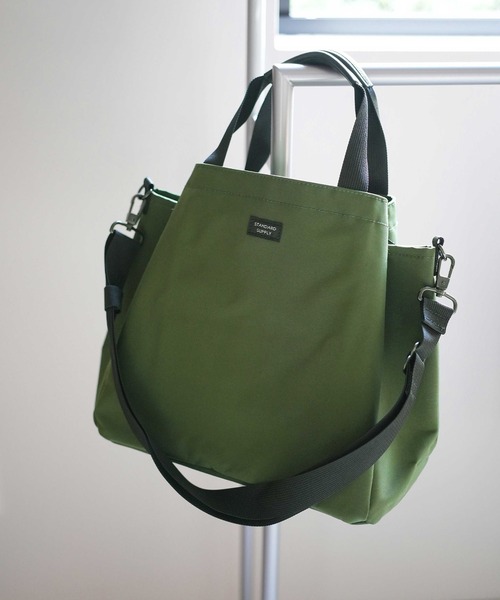 STANDARD SUPPLY（スタンダードサプライ）の「スタンダードサプライ / SIMPLICITY シンプリシティ / 2WAY FOLD TOTE  2ウェイフォールドトート（トートバッグ・レディース・ブラック/ダークパープル/チャコールグレー/ブルー/モカ/サンドベージュ/マスタード/グリーン/ダークネイビー/レッド/グレー・FREE）」の7枚目の写真
