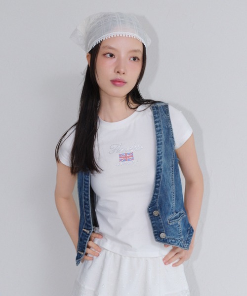 FCMM（エフシーエムエム）の「FLAG RHINESTONE CROP TEE/フラッグラインストーンクロップT（Tシャツ/カットソー・レディース・ホワイト/ネイビー/グレー・MEDIUM/SMALL）」の9枚目の写真