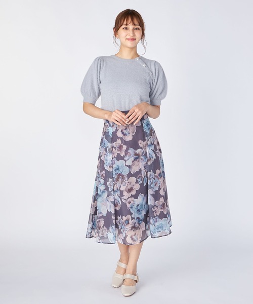 LAISSE PASSE(レッセパッセ)の「クラシカルフラワープリントスカート(スカート・レディース・ダークグレー/ライトベージュ・SMALL/MEDIUM)」の5枚目の写真