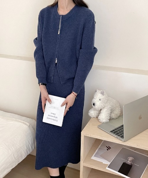 ECLIN（エクラン）の「ジップアップニットカーディガン＆タイト