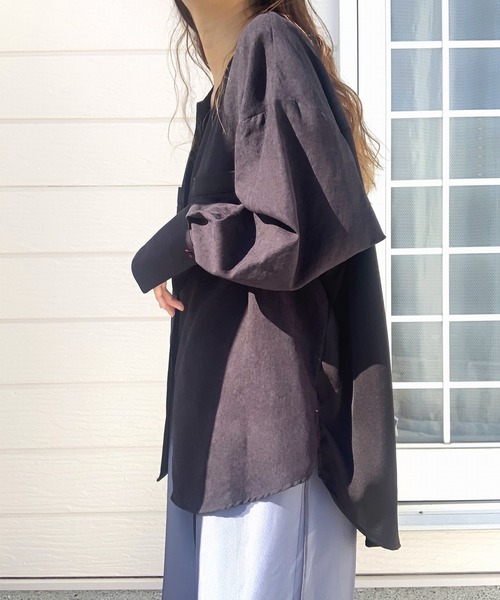 Q（キュー）の「スエードタッチオーバーシャツ（シャツ/ブラウス・レディース・ブラック/ベージュ・MEDIUM）」の5枚目の写真