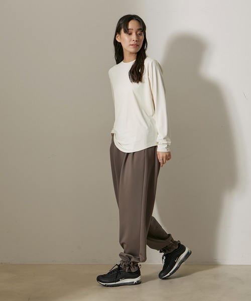 NERGY（ナージー）の「【skin wear】UV＆接触冷感＆保湿加工 Airy jerseyイージータックパンツ（その他パンツ・レディース・イエロー/ブラウン・M/S）」の4枚目の写真