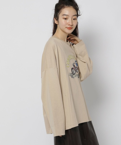 niko and...(ニコアンド)の「Classic Vehicles Tシャツ(Tシャツ/カットソー・レディース・ベージュ/チャコール/ナチュラル・FREE)」の12枚目の写真