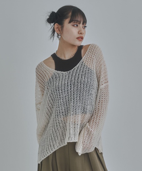 bita.(ビタ)の「ざっくりVオーバーシアーニット(ニット/セーター・レディース・オフホワイト/チャコールグレー/クリーム・FREE)」の15枚目の写真
