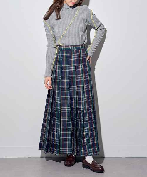 MAISON BREEZE reveur(メゾンブリーズレヴール)の「【MAISON BREEZE reveur】メロー配色ニットタートルネックニット DTK(ニット/セーター・レディース・ブラック/グレー/ブラウン/アイボリー・FREE)」の21枚目の写真