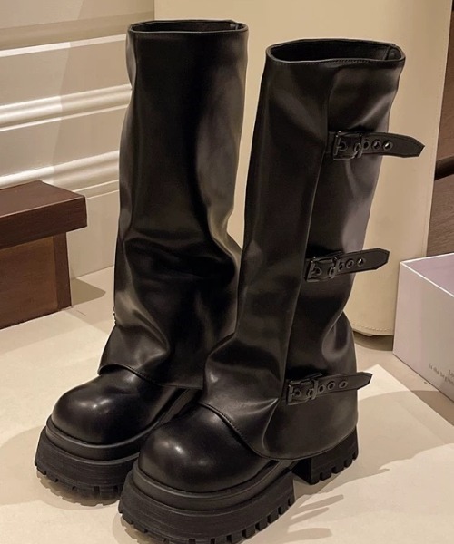 La Pafait くまちゃんブーツ　黒　難アリ Dr Martens☆JADON HI LTT MAX☆厚底☆ジッパー☆ブラック系 (Dr