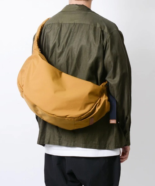 master-piece(マスターピース)の「【master-piece /マスターピース】 Ark SHOULDER BAG(ショルダーバッグ・メンズ・カーキ/ターコイズブルー/ベージュ/ネイビー/キャメル/ブラック・FREE)」の12枚目の写真
