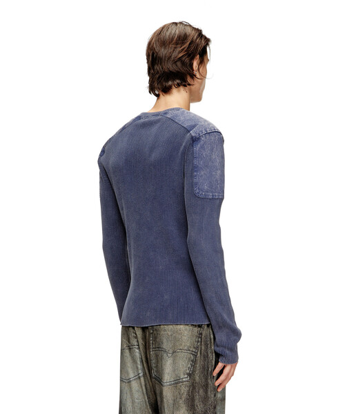 DIESEL（ディーゼル）の「メンズ プルオーバーコットンニット K-MARTIN（ニット/セーター・メンズ・グレー/ブルー系その他・MEDIUM/LARGE/X-LARGE/SMALL/X-SMALL/XX-LARGE）」の15枚目の写真