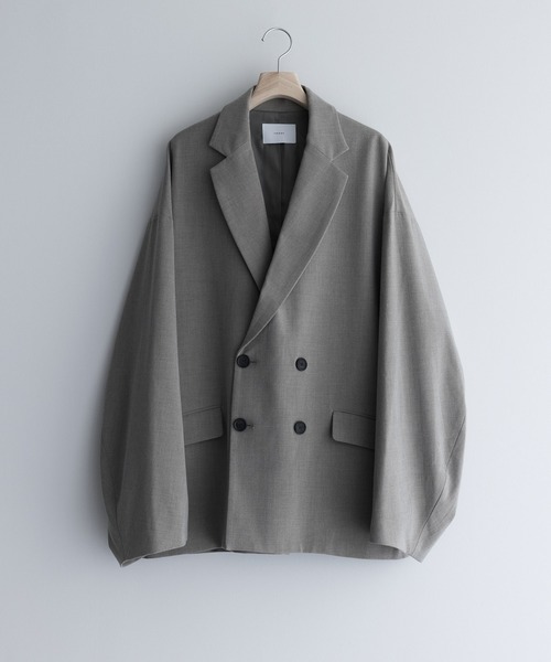 remer(リメール)の「【セットアップ対応】loose basic double tailored jacket / ルーズベーシックダブルテーラードジャケット(テーラードジャケット・メンズ・ダークブラウン/ブラック/グレイッシュベージュ/ネイビー/ブラック系その他/ブラウン系その他・MEDIUM/SMALL/X-SMALL/LARGE)」の14枚目の写真