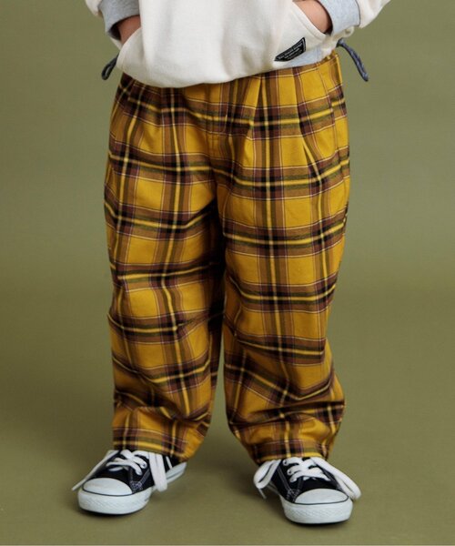 BREEZE（ブリーズ）の「【WEB限定・裏起毛】あったかタックワイドパンツ（その他パンツ・キッズ・ベージュ/イエロー/グレー/ブラック/カーキ・100/90/140/150/110/120/130）」の5枚目の写真