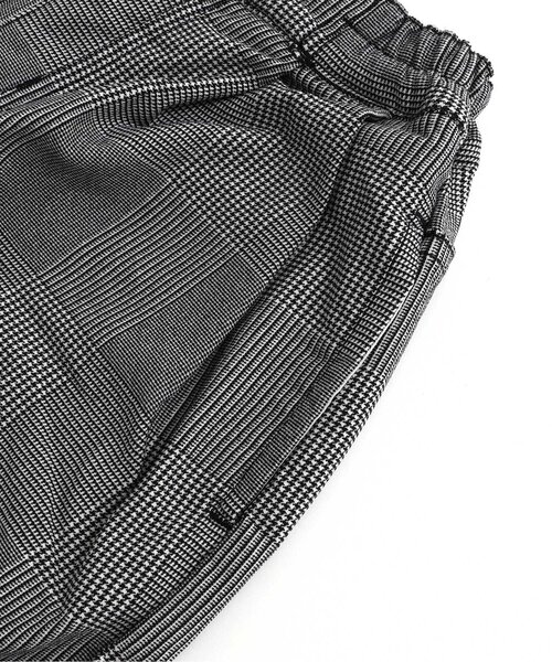 BREEZE（ブリーズ）の「【WEB限定・裏起毛】あったかタックワイドパンツ（その他パンツ・キッズ・ベージュ/イエロー/グレー/ブラック/カーキ・100/90/140/150/110/120/130）」の11枚目の写真