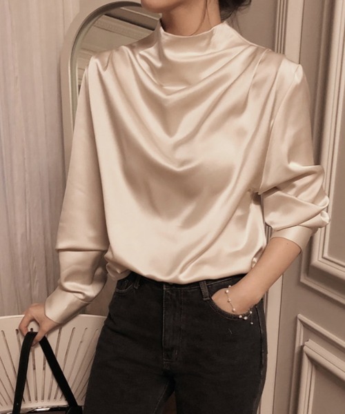 ABITOKYO(アビトーキョー)の「ハイネックサテンギャザーブラウス(シャツ/ブラウス・レディース・ブラック/ベージュ・M/L/XL)」の17枚目の写真