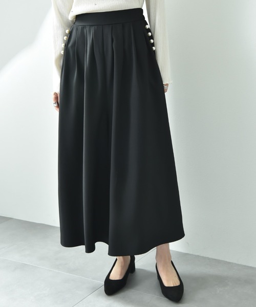 INTERPLANET(インタープラネット)の「パール釦スカンツ(その他パンツ・レディース・グレー/サックスブルー/ブラック/ブルー・FREE)」の1枚目の写真