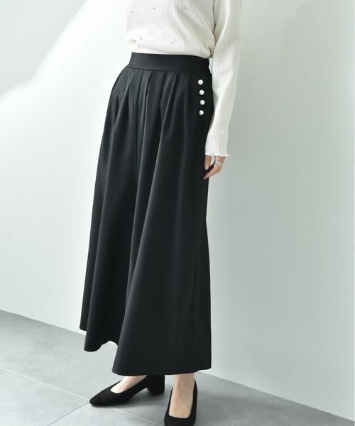 INTERPLANET(インタープラネット)の「パール釦スカンツ(その他パンツ・レディース・グレー/サックスブルー/ブラック/ブルー・FREE)」の13枚目の写真