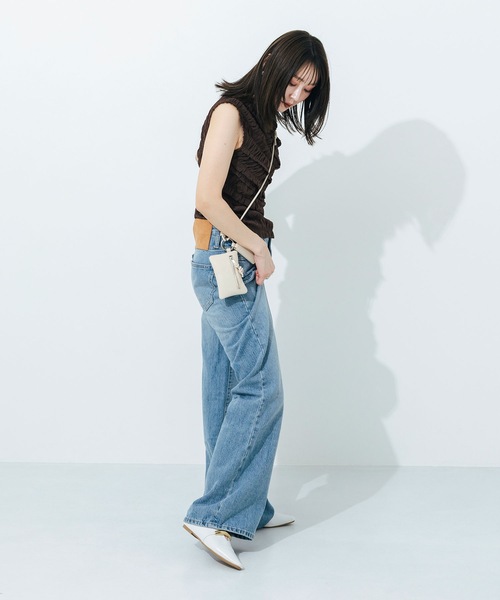 EVOL（イーボル）の「【軽量・柔らかい】ゴールドモチーフスクエアパンプス IY5601（パンプス・レディース・シルバー/ブラック/ホワイト/ブラウン/シルバーグレー/ワインレッド/ベージュ/ブラウン系その他・25.0cm/24.5cm/24.0cm/23.5cm/23.0cm/22.5cm/22.0cm）」の22枚目の写真